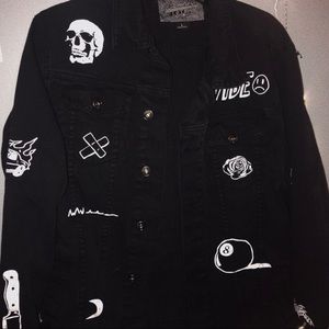 Grunge vintage jean jacket